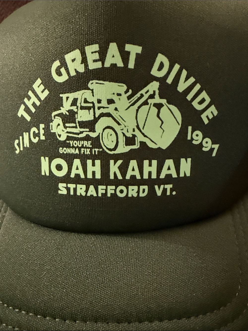 Noah Kahan 'The Great Divide' Green Trucker Hat - Picture 6 of 6